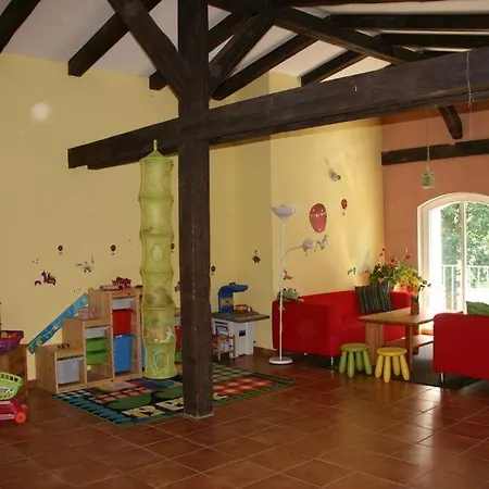 Ferienwohnungen-am-schloss-wohnung-5-der-hahn Apartmán *