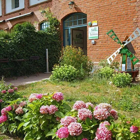 Ferienwohnungen-am-schloss-wohnung-5-der-hahn Apartmán